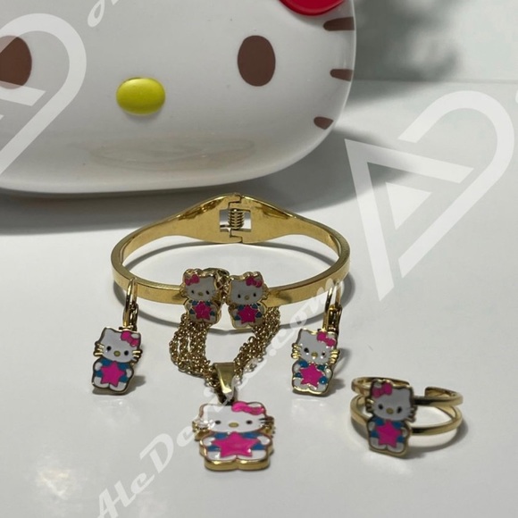 Kids Hello Kitty Set - Picture 4 of 5